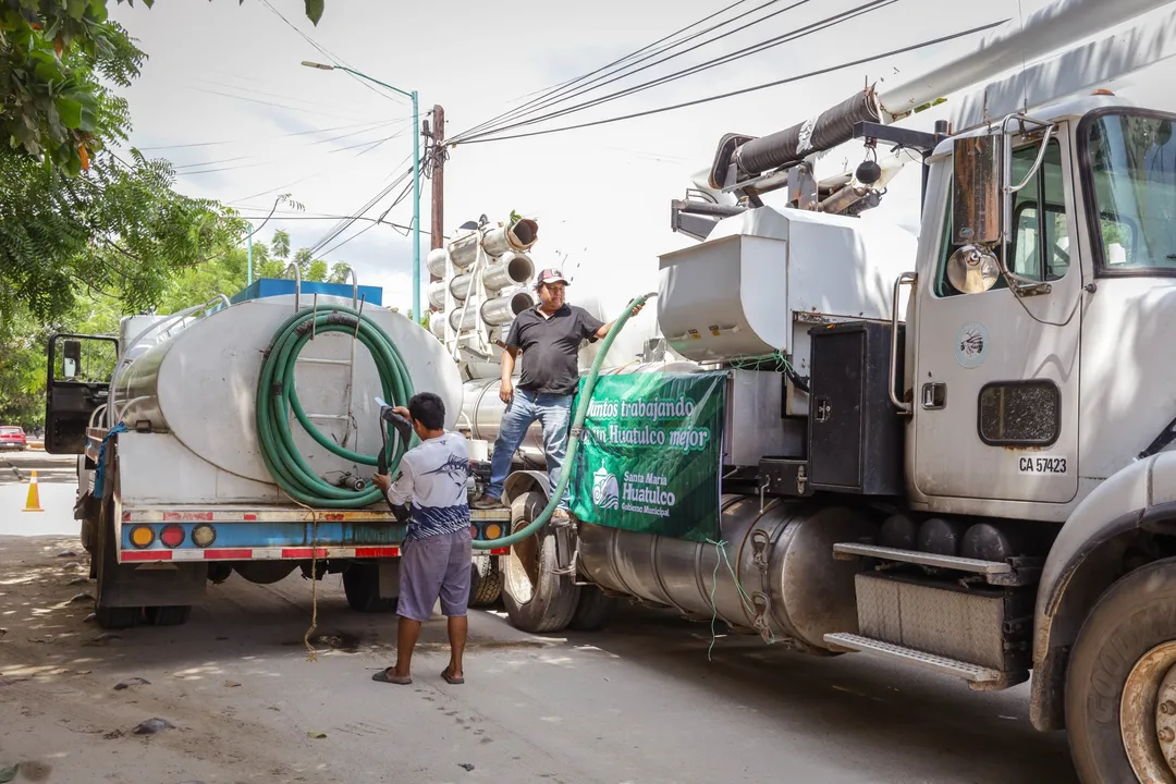 Drainage Unclogging Works in Sector U2