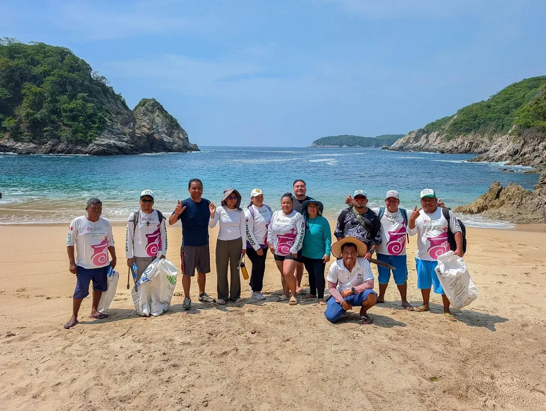 LIMPIAMOS PLAYAS Y FONDO MARINO PARA PROTEGER NUESTROS ECOSISTEMAS