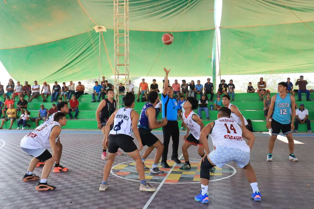 Huatulco vibra con el deporte: Torneo estatal y premiaciones
