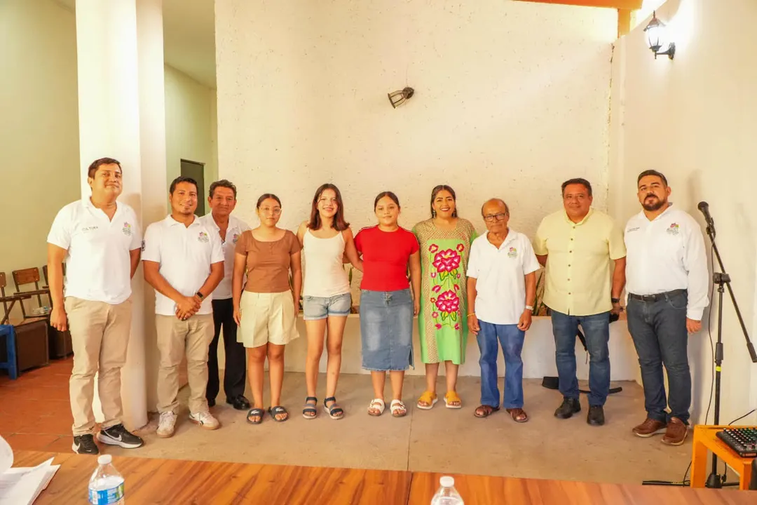 Santa Cruz Huatulco tiene Señorita América