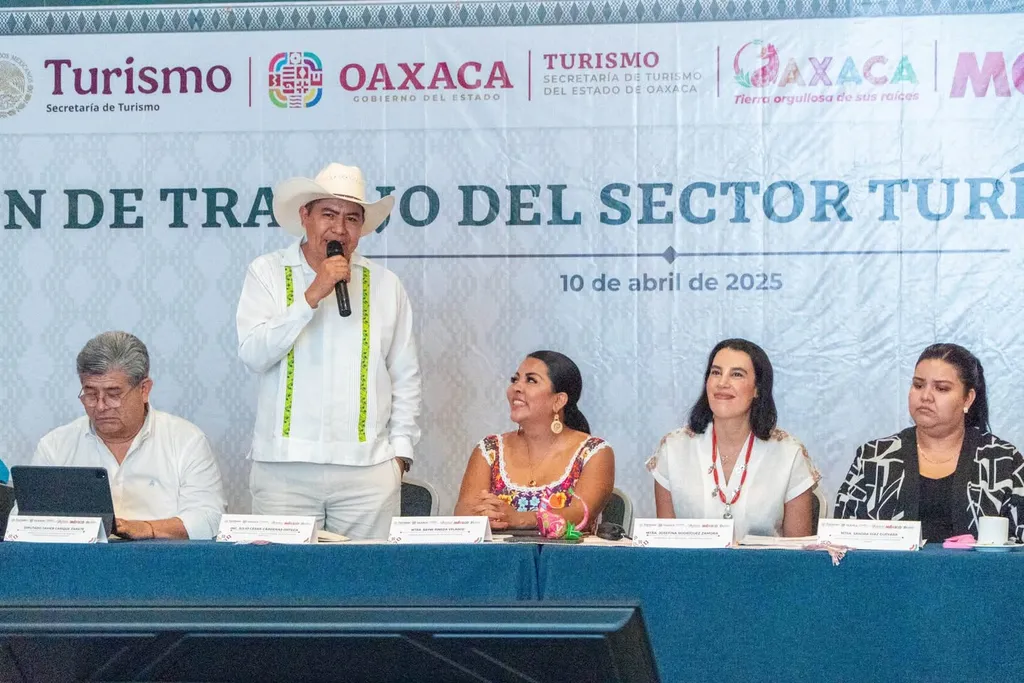 En Huatulco estamos trabajando para impulsar el desarrollo turístico de nuestro destino