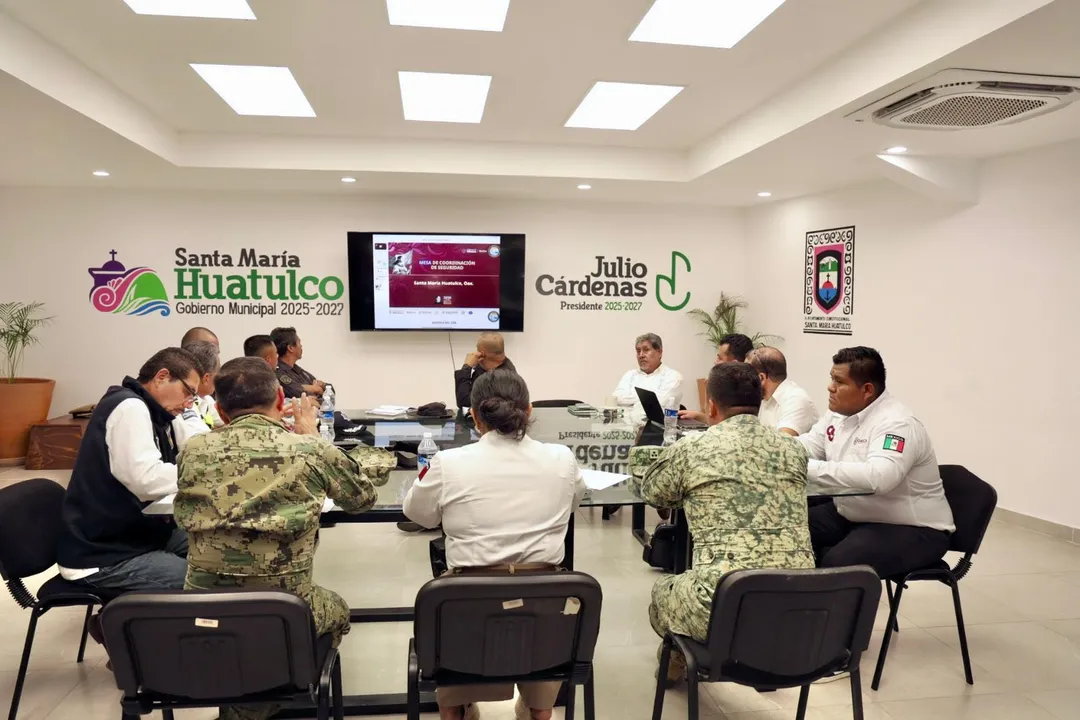  Honores a la Bandera y Reunión de Seguridad Municipal