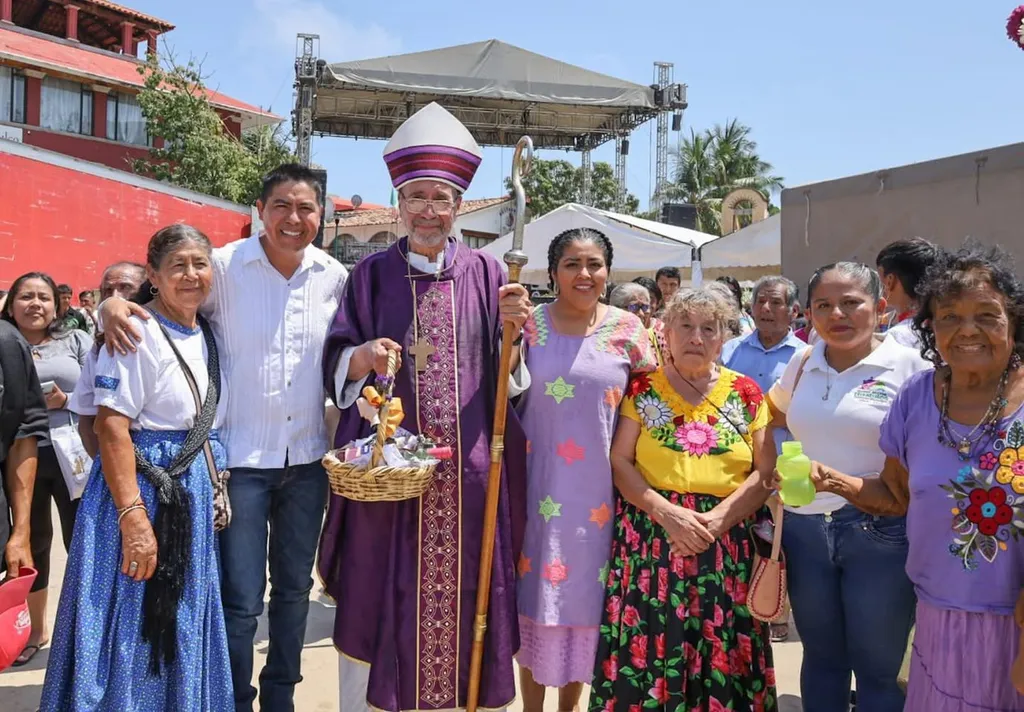 Con gran éxito: Huatulco conmemora el Primer Viernes de Cuaresma
