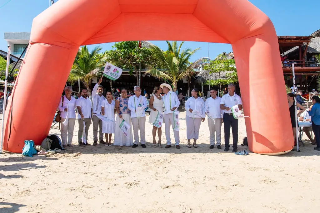 Actividades deportivas en Playa La Entrega en conmemoración al General Vicente Guerrero