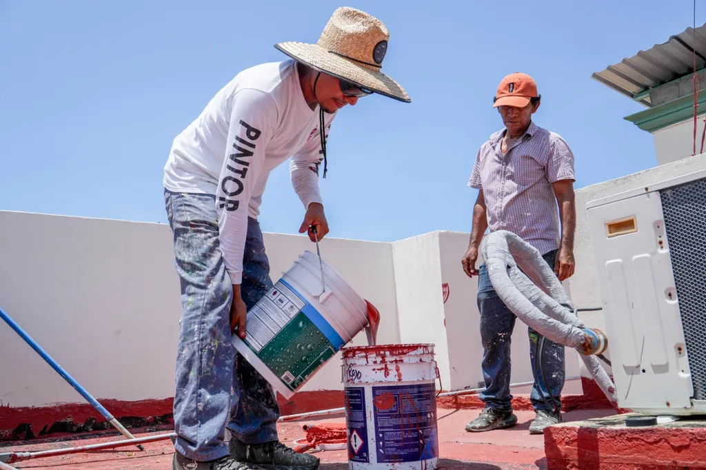 Imagen de Mejoras a la Infraestructura de Salud en Bajos de Coyula