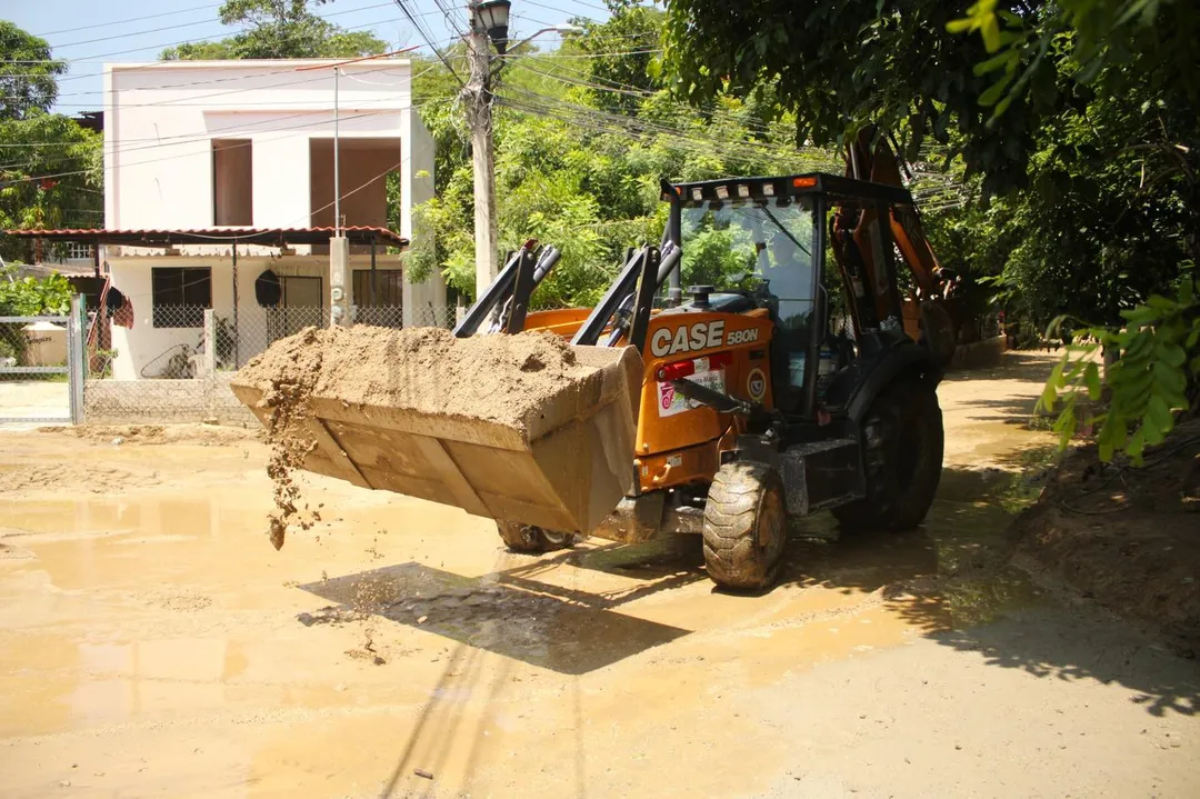Sand Removal in Santa Cruz Agency