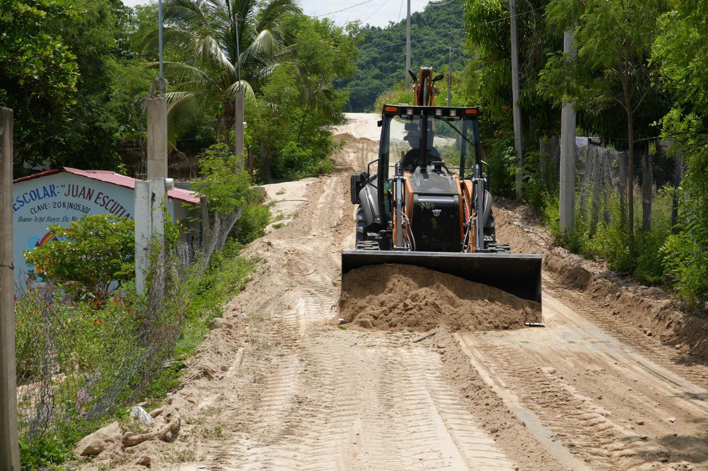 Imagen de Access to Health Center and Preschool Improved in Techal Blanco