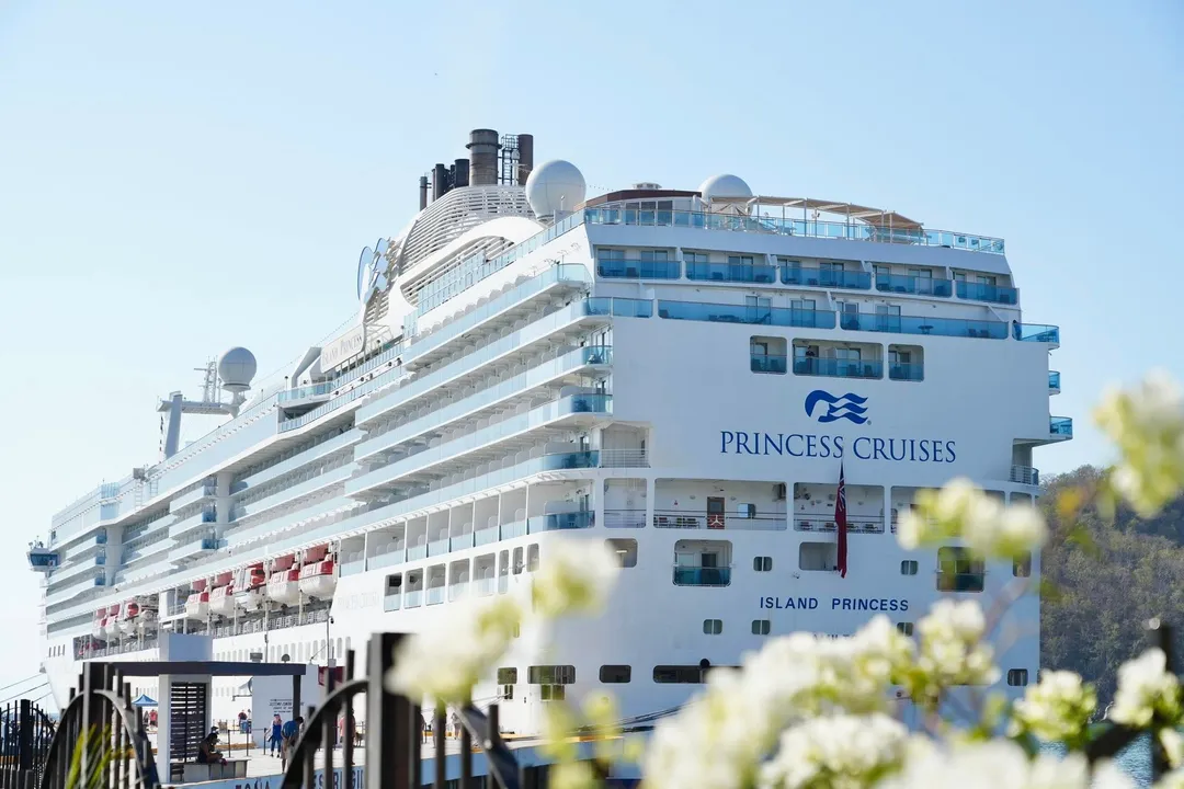 Island Princess Cruise Ship Arrives at Santa Cruz Huatulco Port
