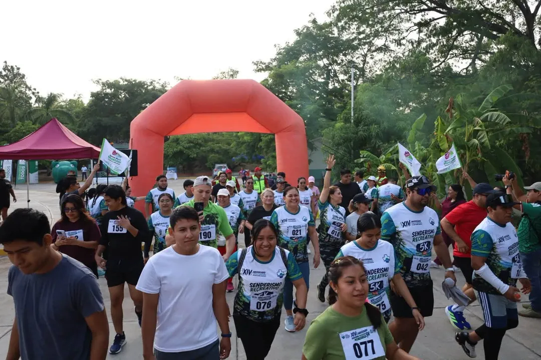 MORE THAN 250 PEOPLE JOINED THE 5K RECREATIONAL HIKE!