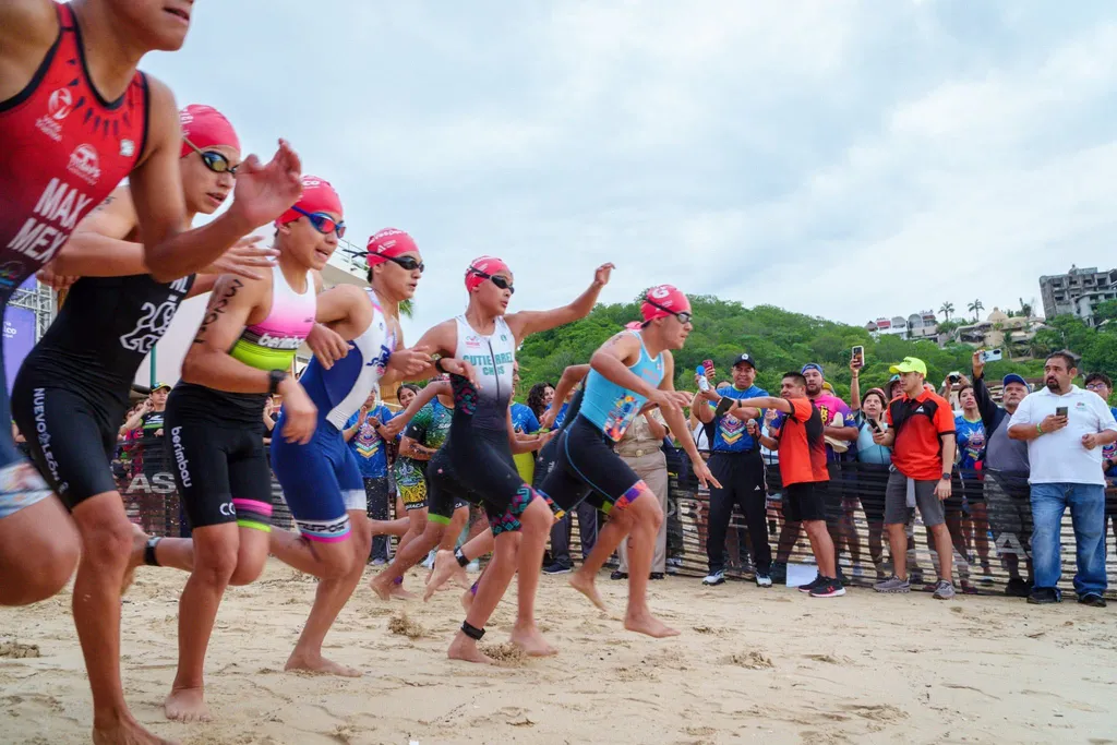 Imagen de Arranca el Triatlón AsTri Huatulco 2025, con causa