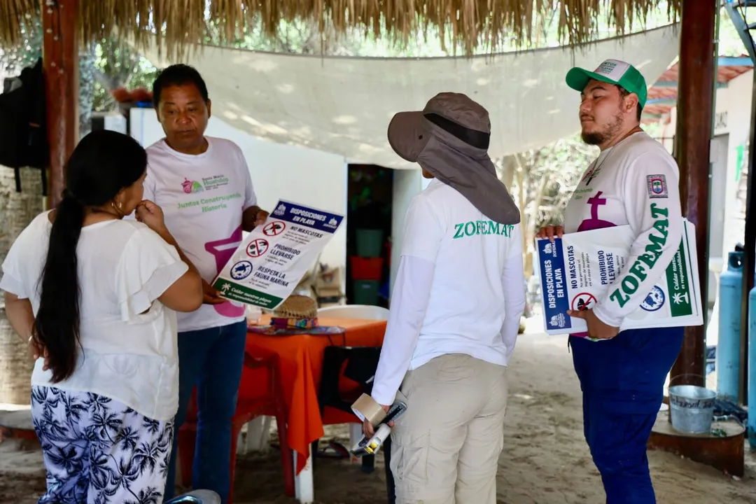 Imagen de  Continuamos con la entrega de disposiciones ambientales en nuestras playas