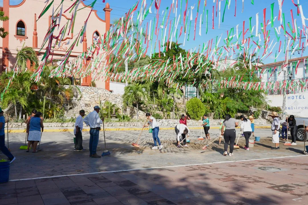 Imagen de Together We Clean Huatulco!