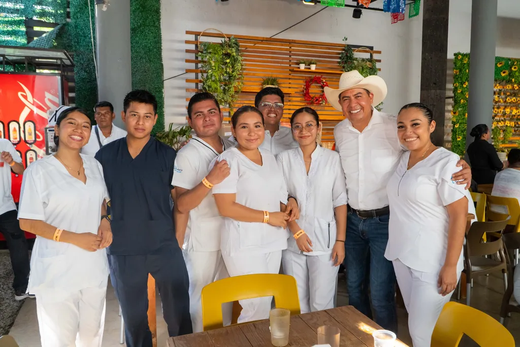 Huatulco Recognizes and Celebrates Nursing Staff