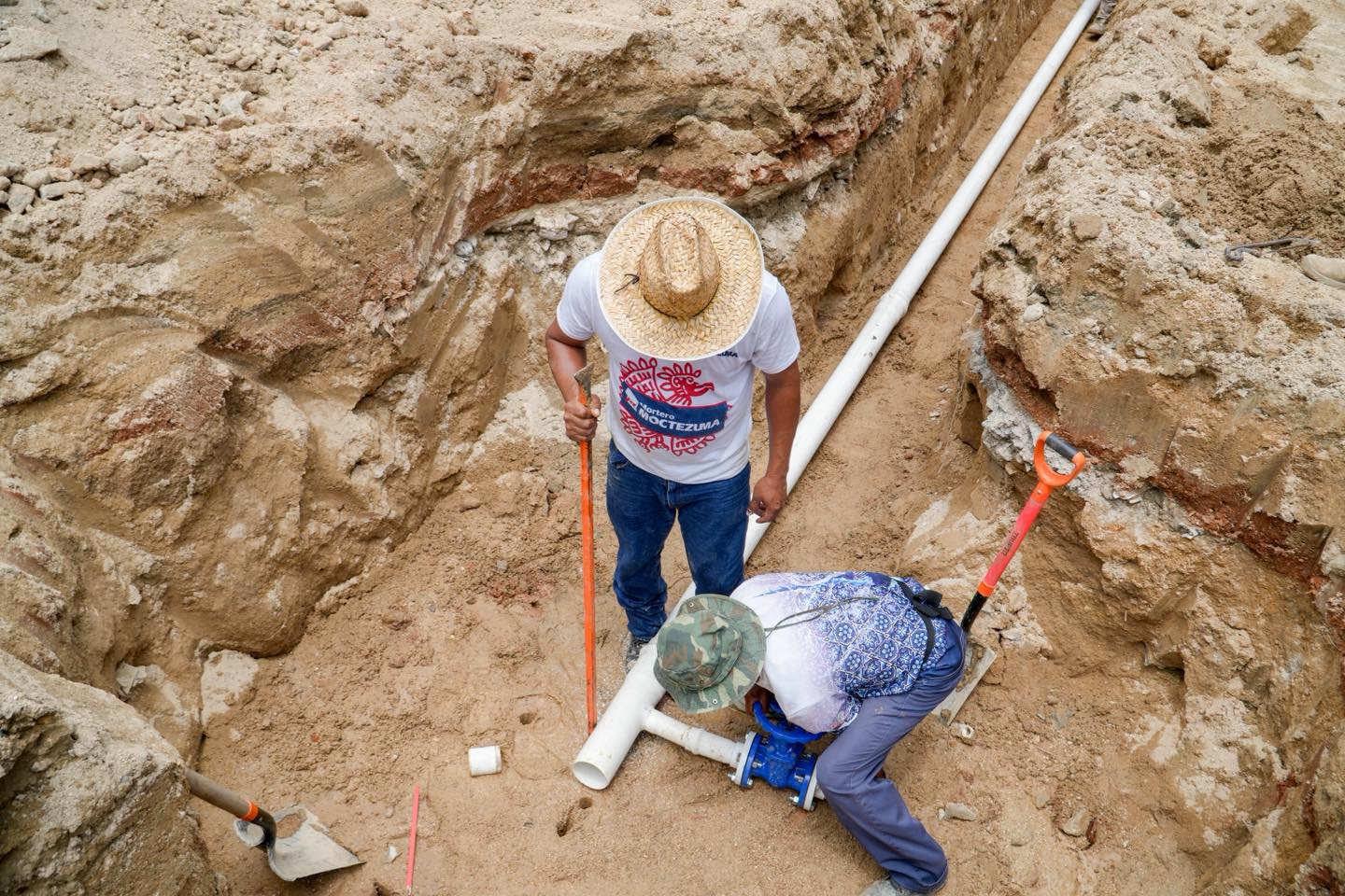 Guarumbo Street: Rehabilitation of the Potable Water System