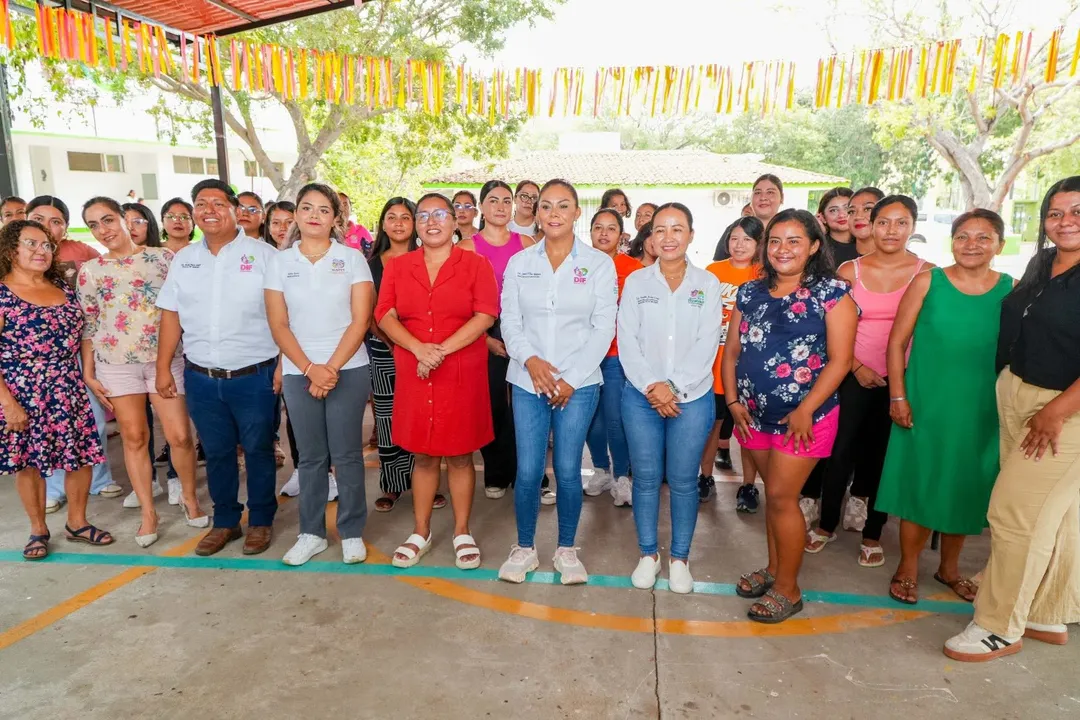 Imagen de Promoting Learning and Training for Women in Huatulco
