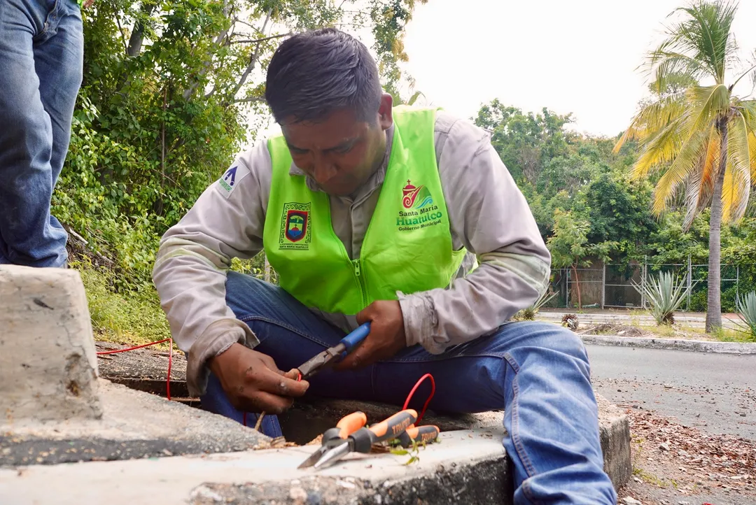 Improving Public Lighting in Conejos