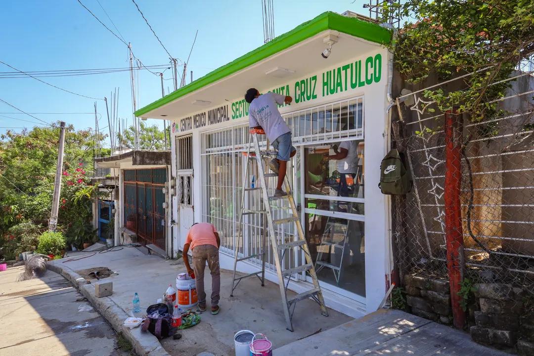 Trabajos de mantenimiento a Centro Médico Municipal 