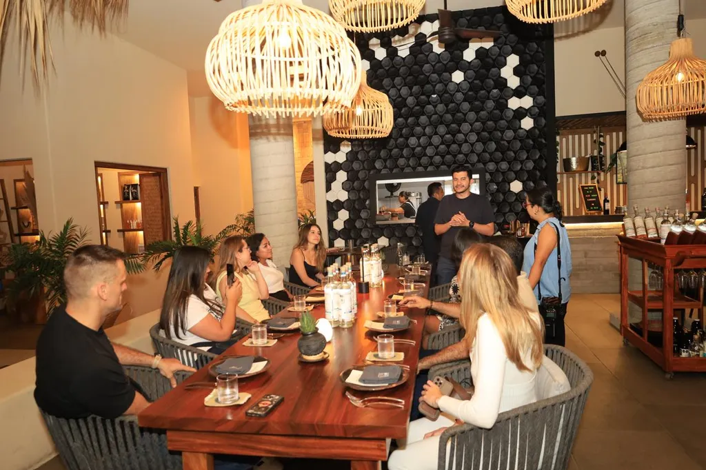 FAM TRIP "Colombia in Huatulco" Begins: Strengthening International Tourism Ties