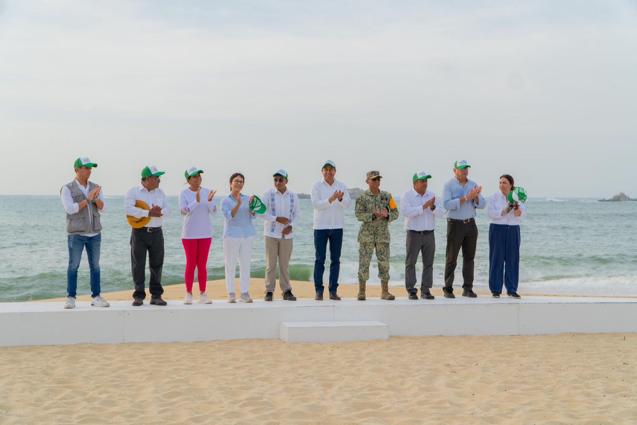 Huatulco, Host of the 2025 National Beach Cleanup Day | Adopt a Beach