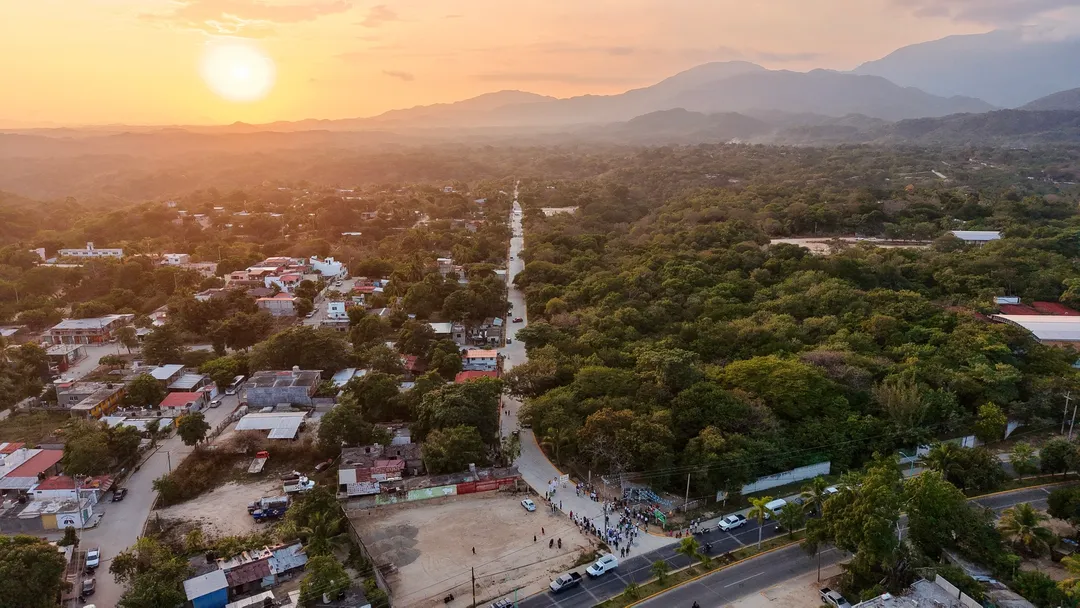 Barrio Guarumbo: Inauguración de pavimentación a base de concreto hidráulico