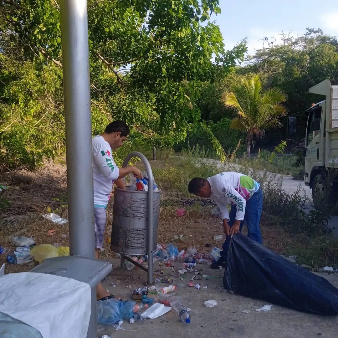 Sumando esfuerzos por una Playa Maguey más limpia