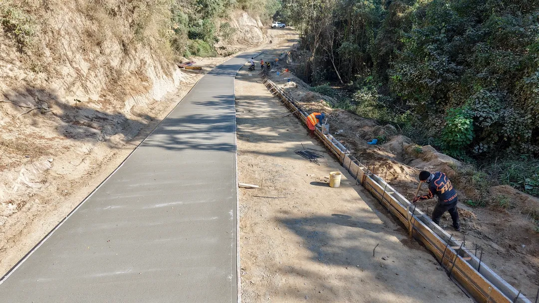 Bajos del Arenal: Inicia pavimentación de 600 metros lineales