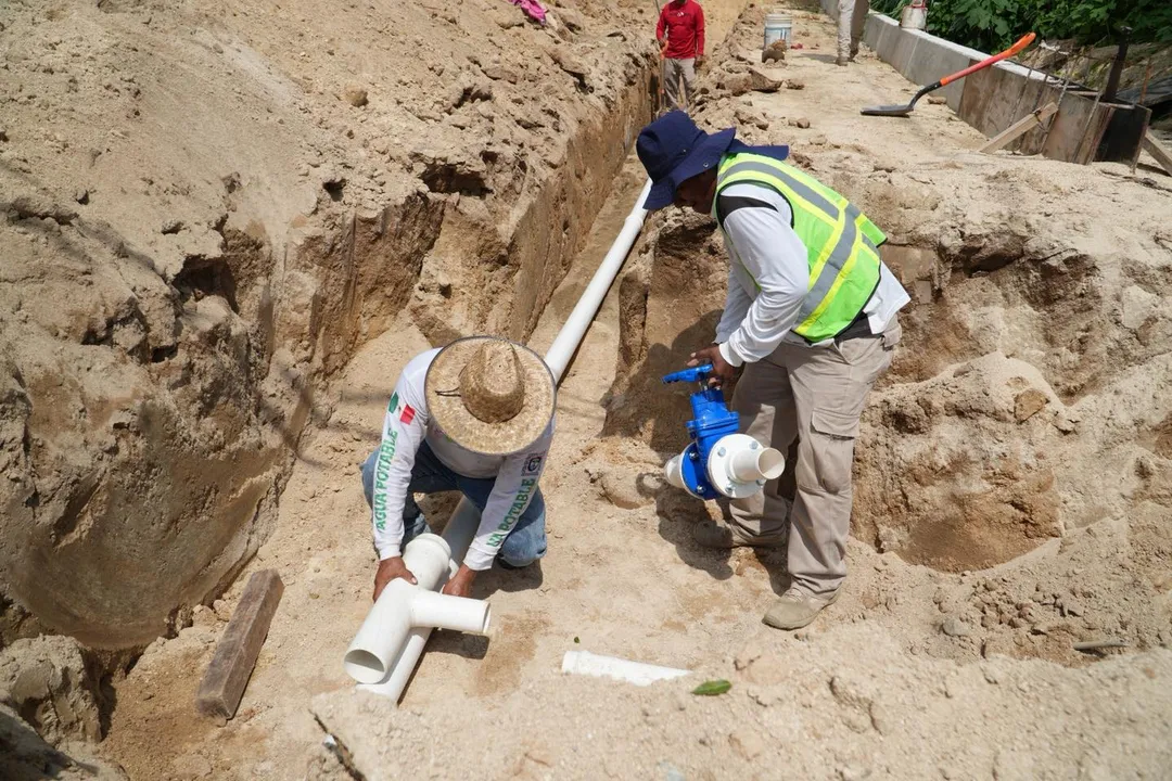 Guarumbo Street: Water Supply Rehabilitation Continues