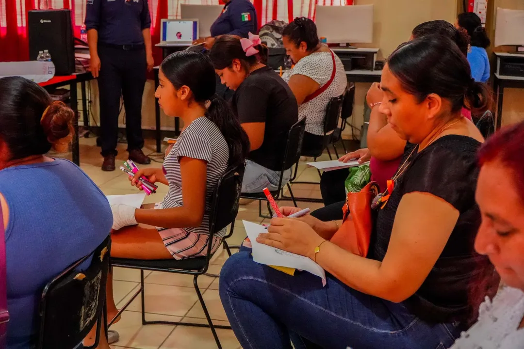  Se refuerza el autocuidado en madres de familia