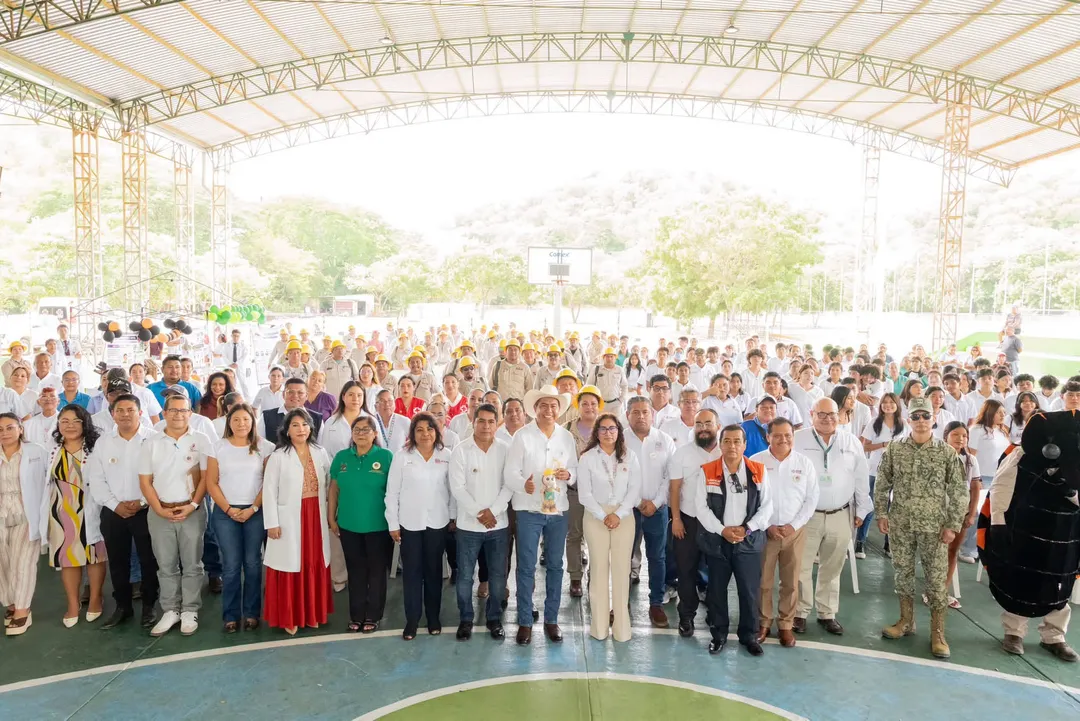 Juntos prevenimos el dengue en Huatulco