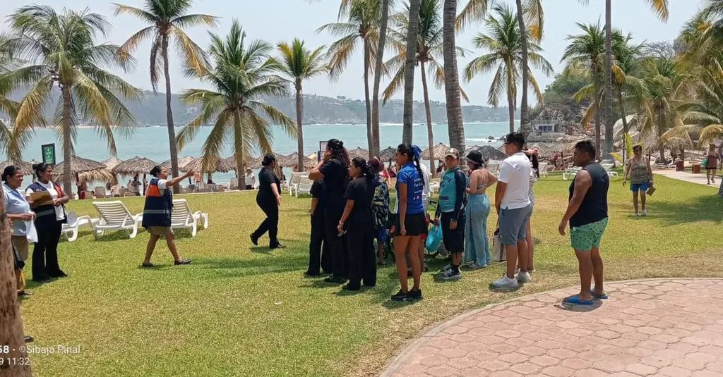 Huatulco Joins the National Drill 2025 for a Prevention Awareness