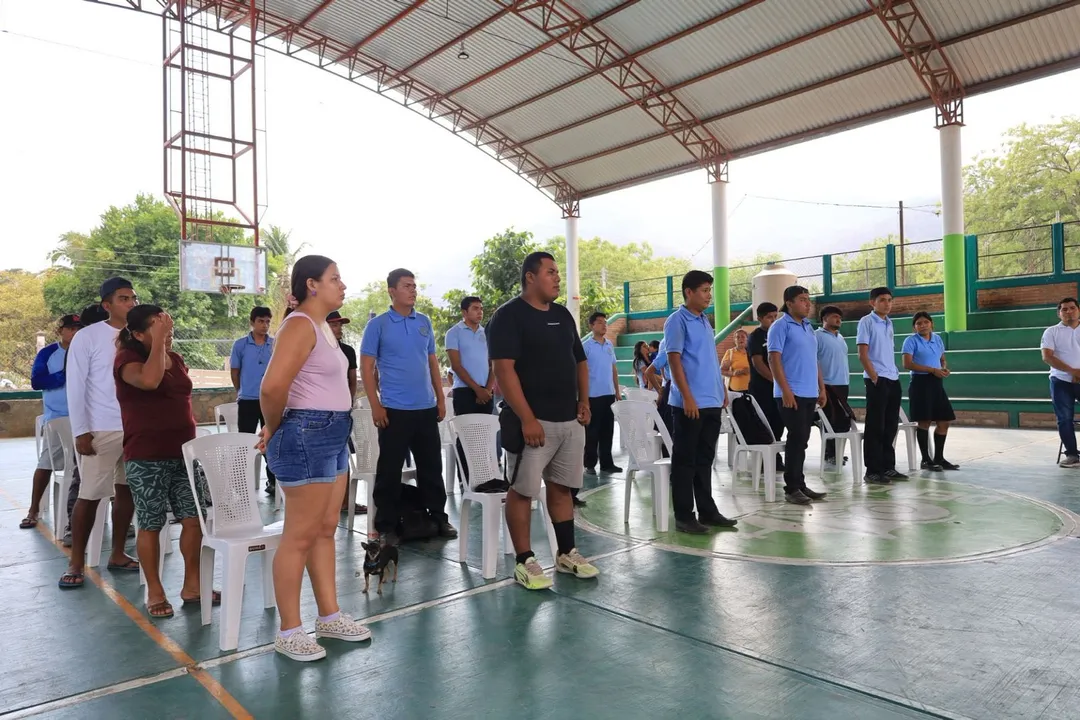Imagen de  Acercando a jóvenes de Xúchitl los beneficios de la Tarjeta Joven 2026 