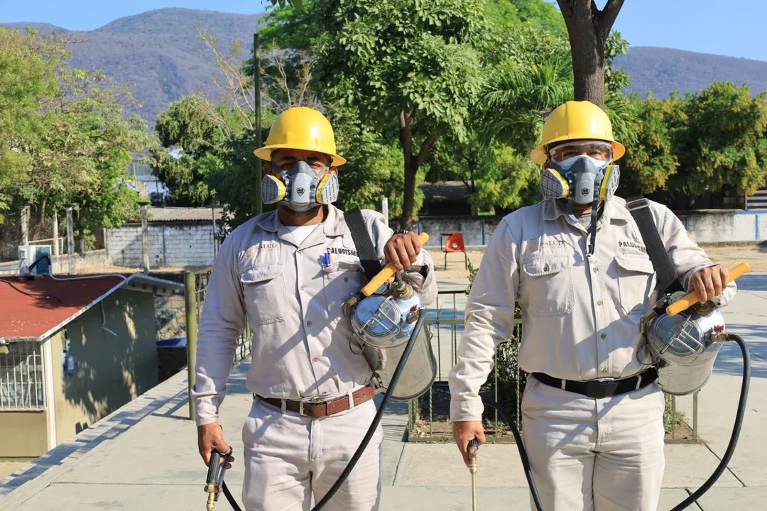 Imagen de Siguen las acciones de prevención para proteger la salud de la población huatulqueña