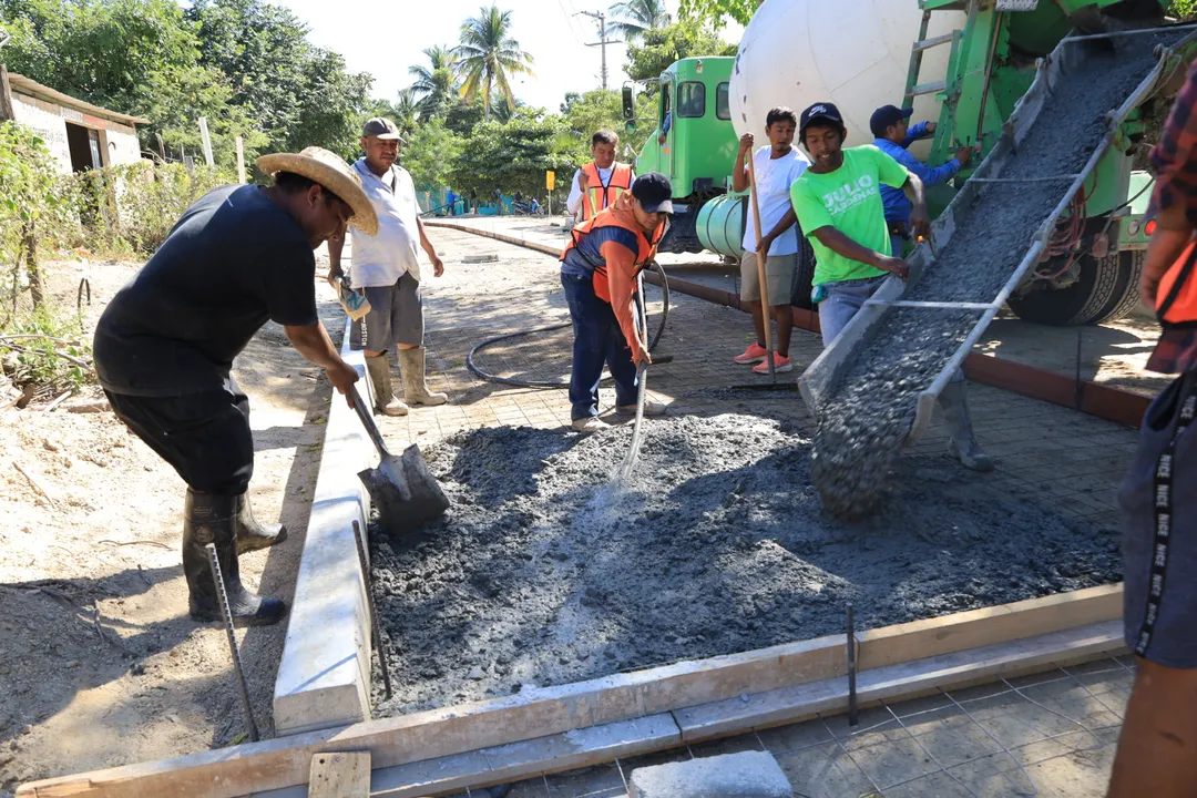 Paving Work Begins in Techal Blanco