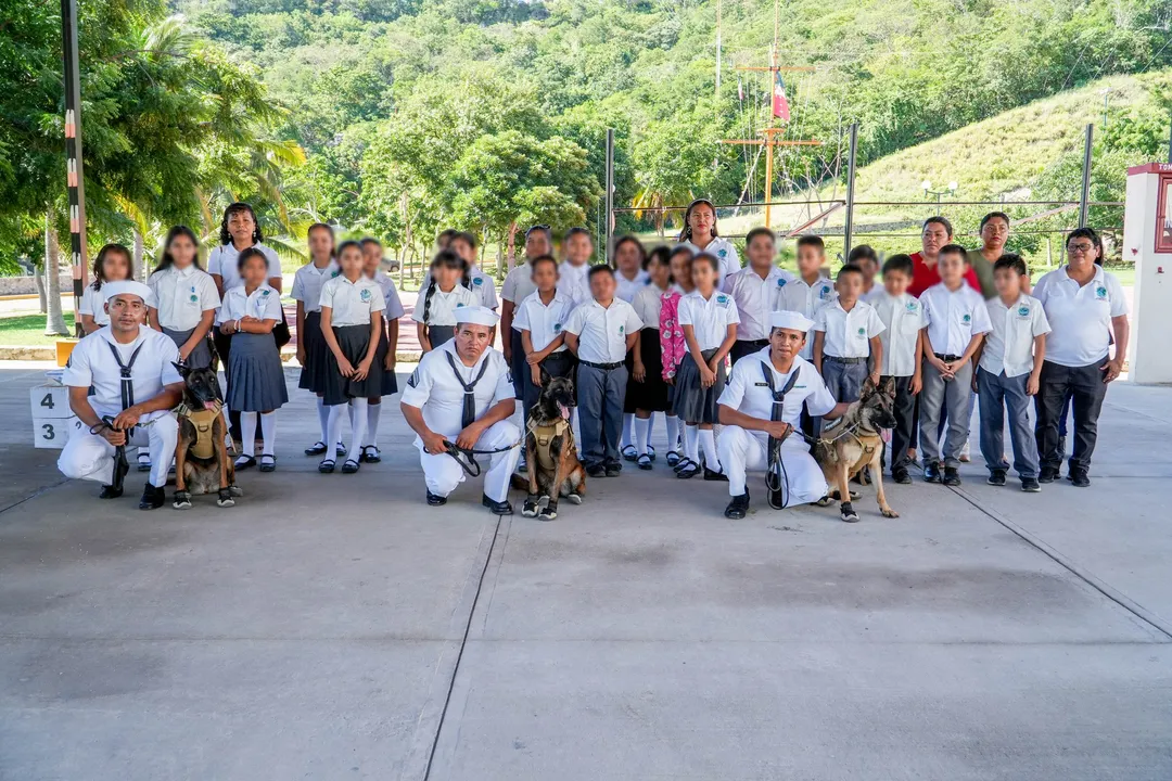 Imagen de Fortalecen valores cívicos y educativos