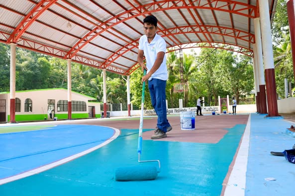 Agua Hedionda: Paint Rehabilitation
