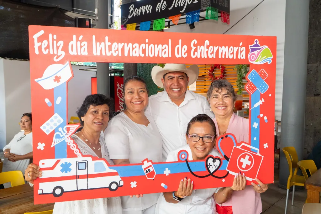 Huatulco Recognizes and Celebrates Nursing Staff