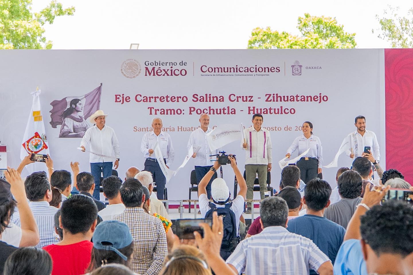 Arranca en Huatulco la modernización de la carretera Salina Cruz - Zihuatanejo; Tramo Pochutla - Huatulco