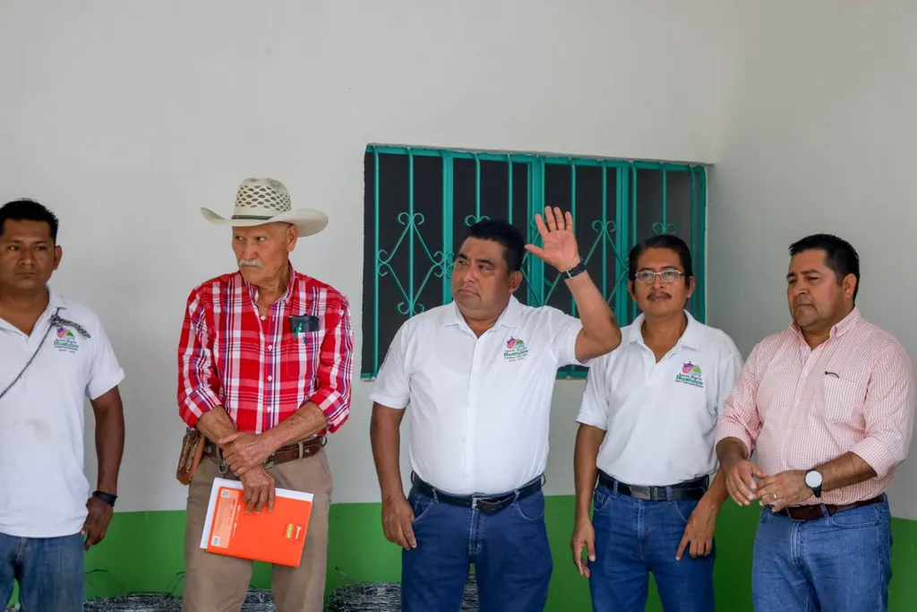 Imagen de Impulsamos el fortalecimiento del sector ganadero en Huatulco