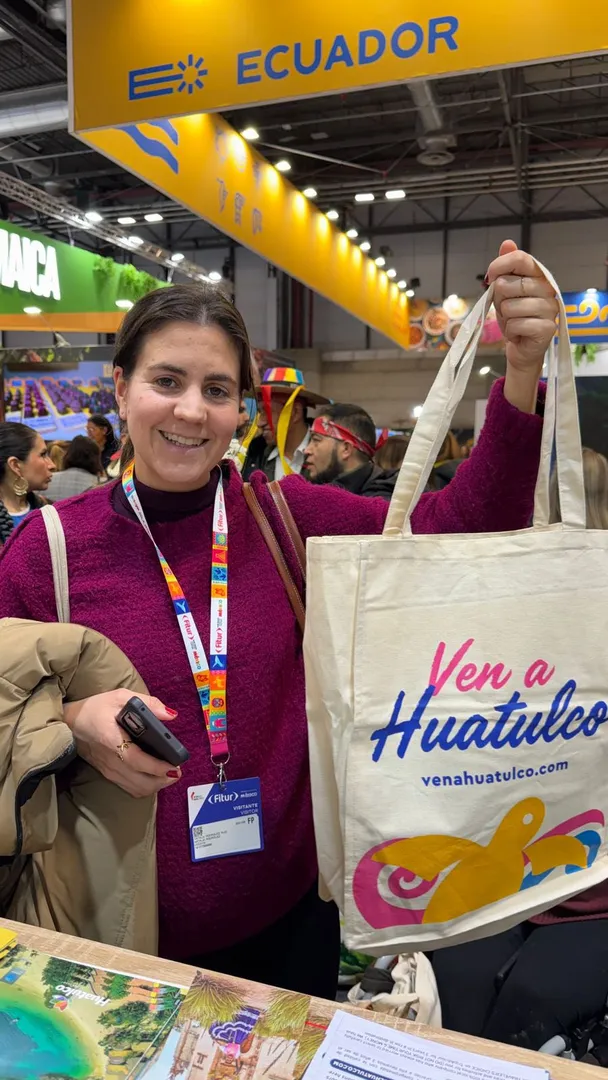 Huatulco Promotional Material at FITUR 2026