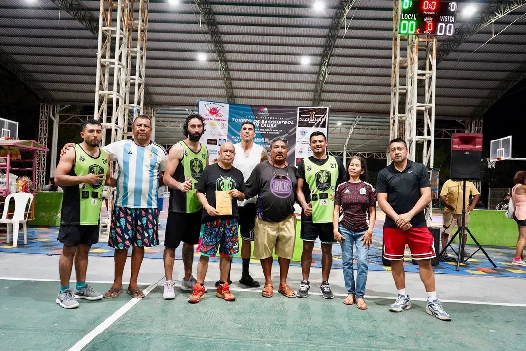 Imagen de Santa Cruz Huatulco: Concluye Liga Municipal de Básquetbol Varonil 