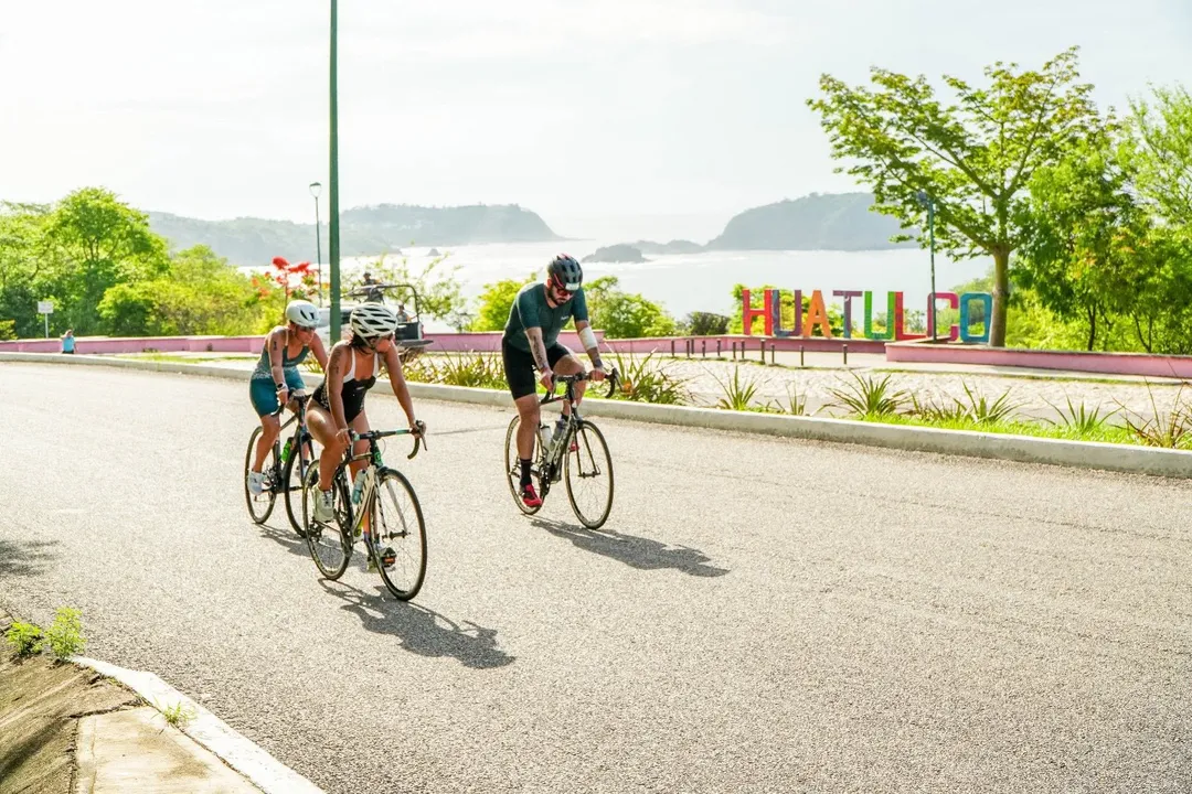 First Day of Huatulco Triathlon 2026 Kicks Off Strongly