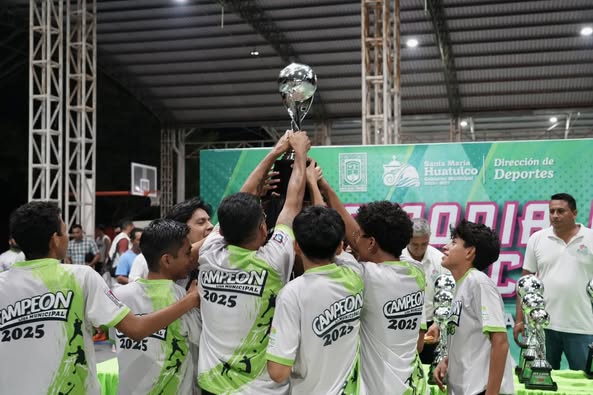 Imagen de Sporting Pride at the Grand Final of the Municipal Basketball League