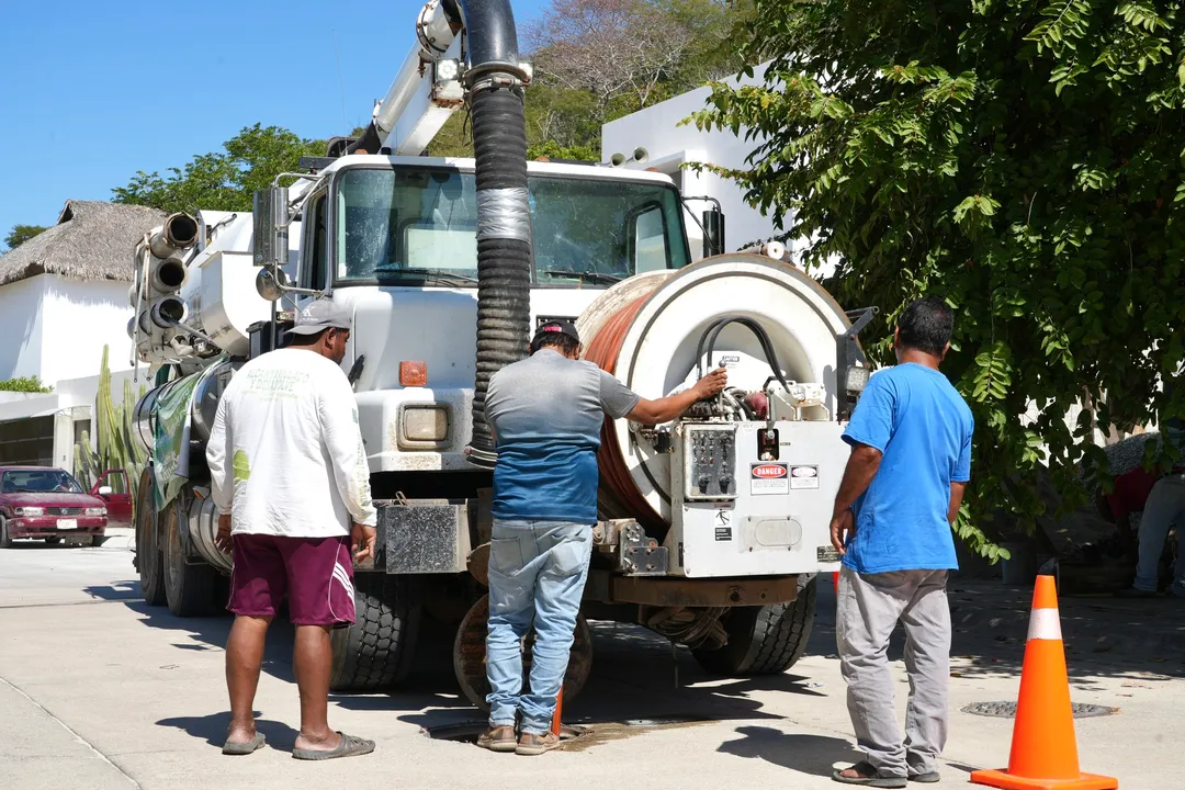 Imagen de Santa Cruz Huatulco: Desilting Works Continue