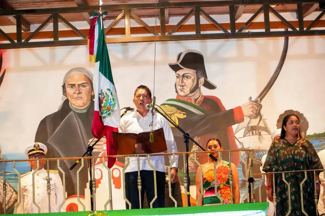 Imagen de Huatulco Municipality Proudly Commemorates the Cry of Independence