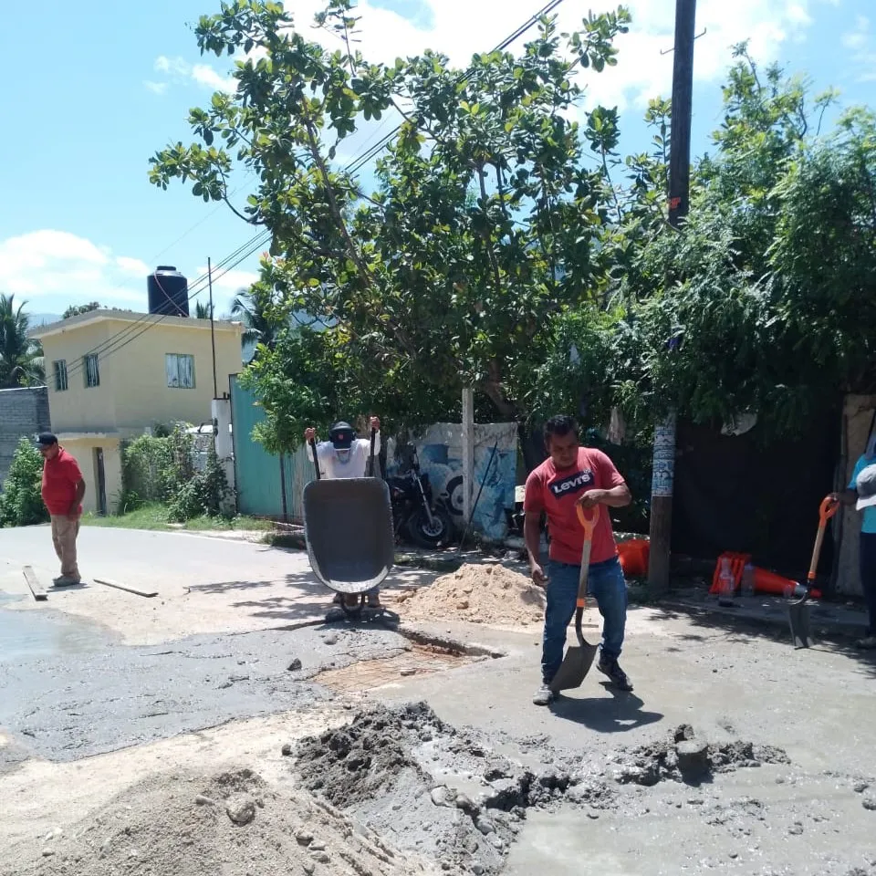 Pothole Repair Works in Barrio Hondura del Toro