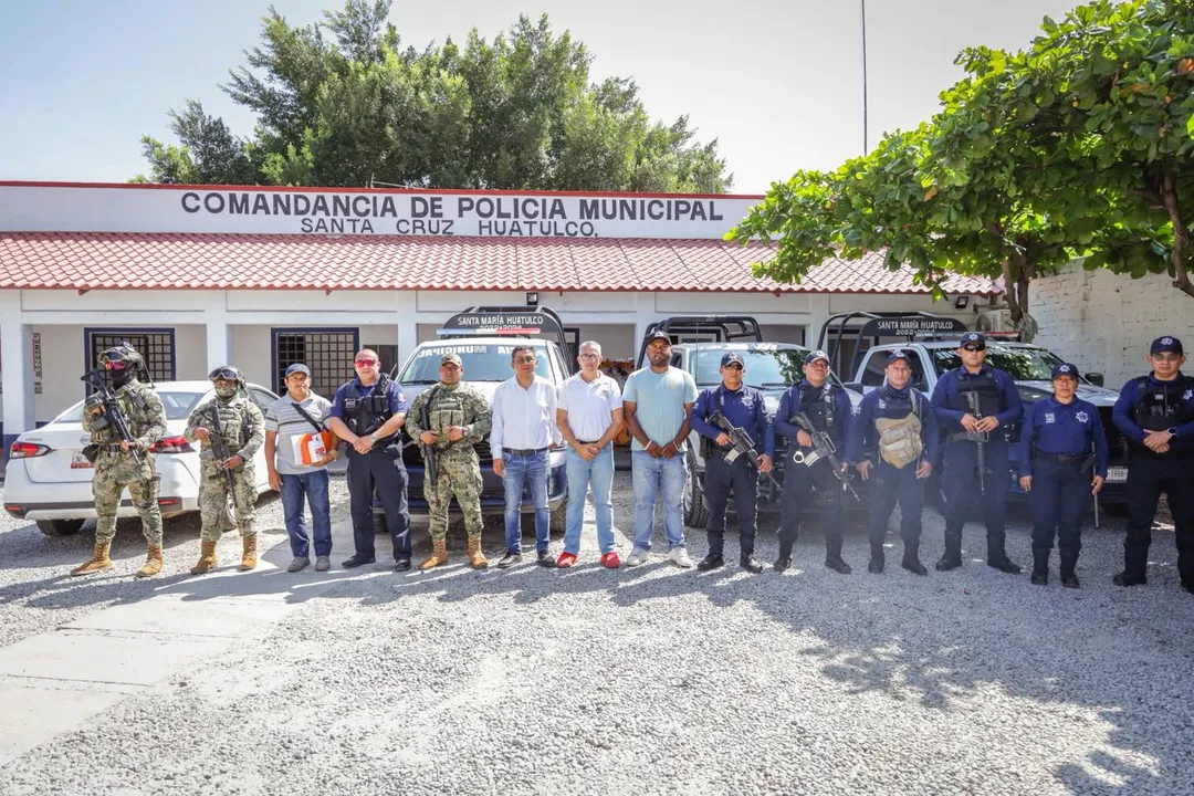 Imagen de Authorities Close Irregular Construction