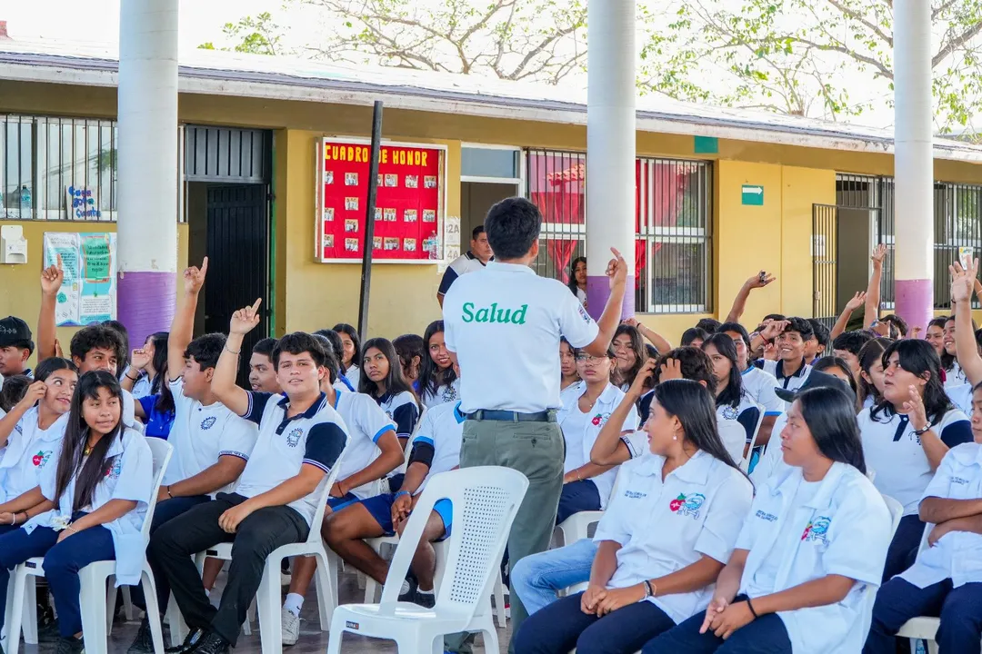 Strengthening the Comprehensive Development of Huatulco Youth with an Informative Talk on Mental Health