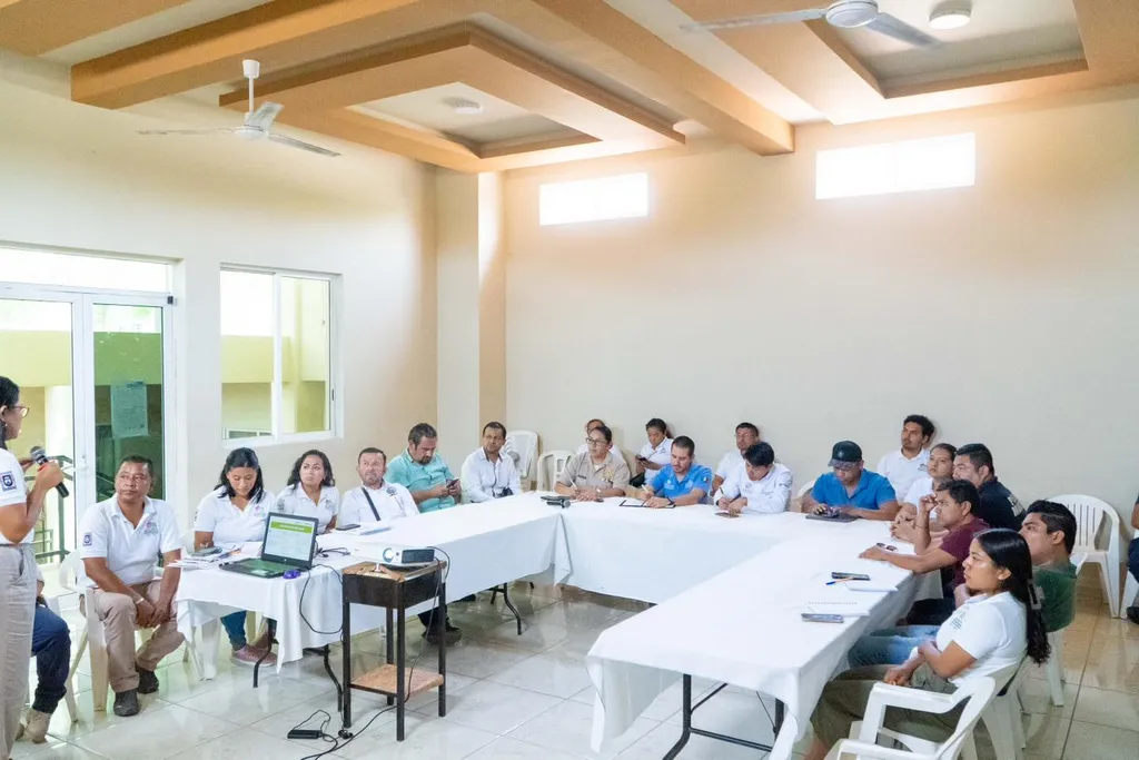 Huatulco avanza en certificación de playas limpias y seguras