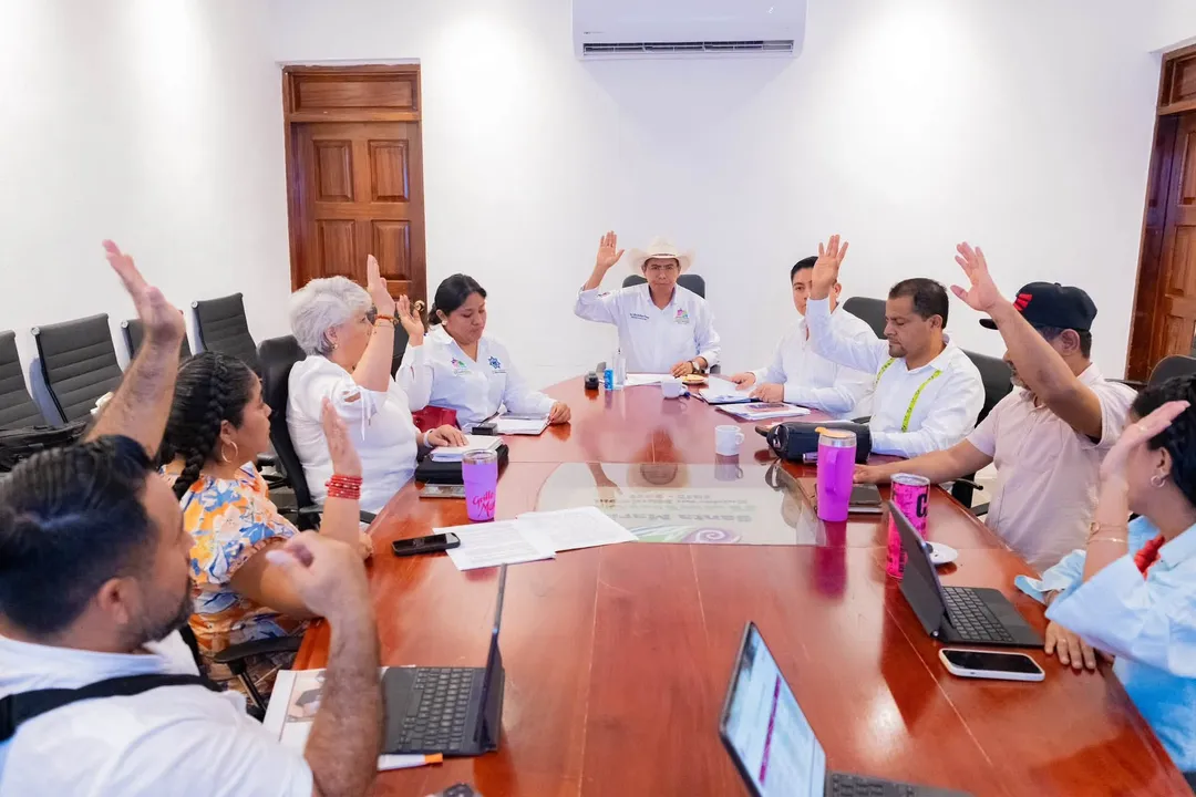 Cabildo municipal impulsa nuevas oportunidades educativas para Huatulco