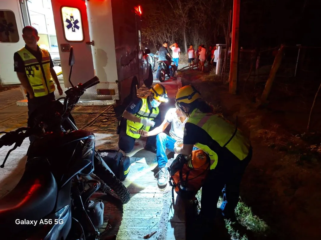 Respuesta inmediata de Protección Civil y Bomberos ante reporte de accidentado en Huatulco